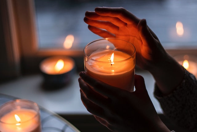 5 Ways To Choose The Right Candle For Your Space